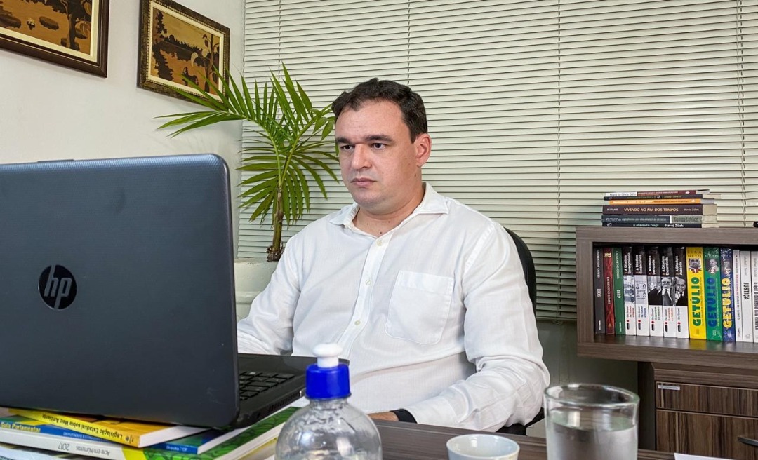 “Gladson Cameli está se tornando o governo que mais contratou sem licitação em toda história do Acre”, afirma Daniel Zen